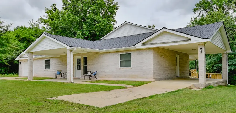 301 Bixler, Mena, AR 71953 - #2