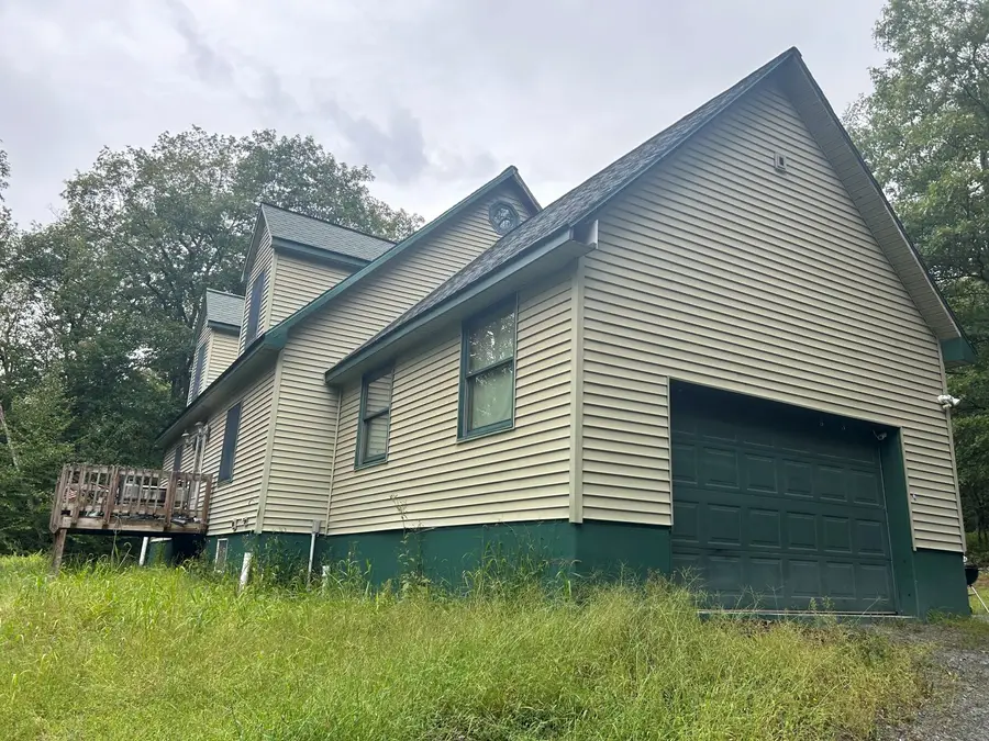 199 Urban Road, Hawley, PA 18428 - Image #2