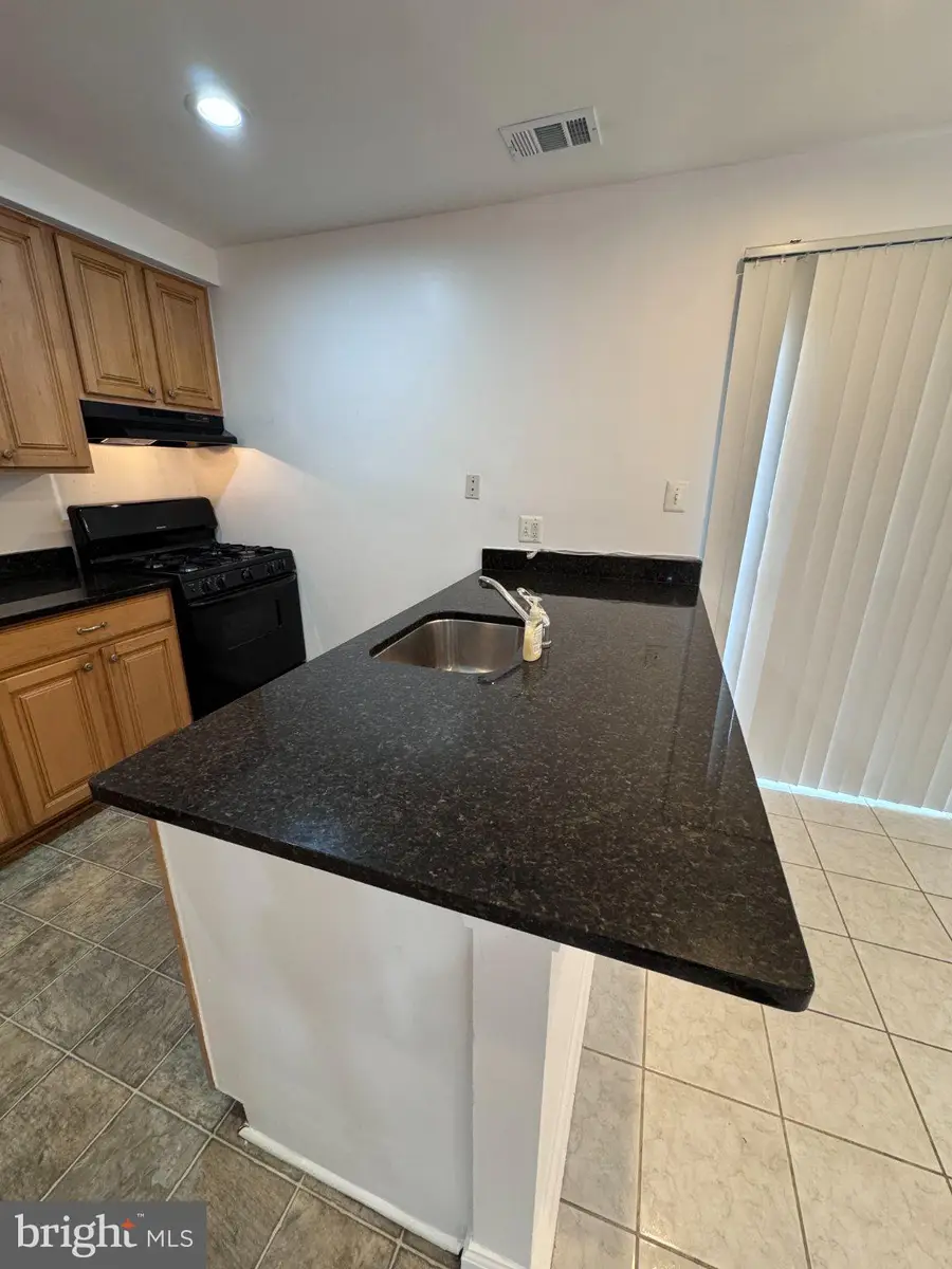 3481 Beale Court, Woodbridge, VA 22193 - #2