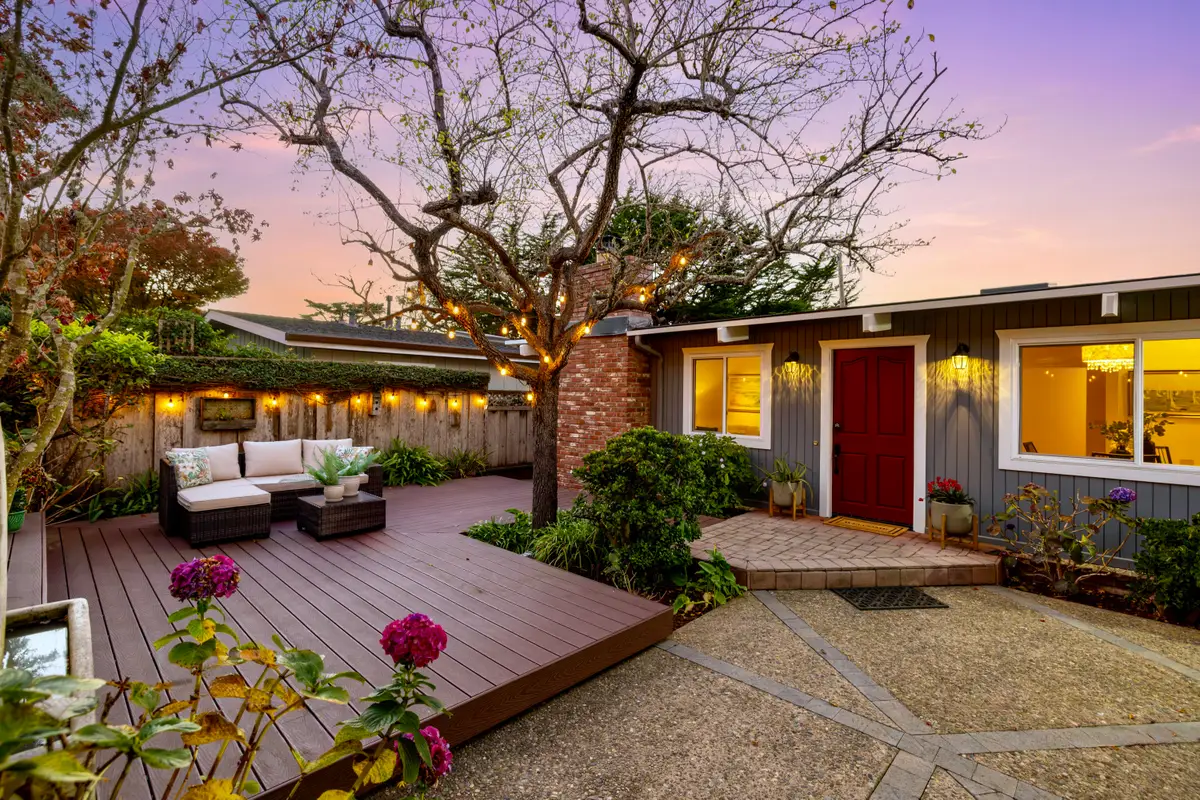 1122 Presidio Boulevard, Pacific Grove, CA 93950 - Image #1