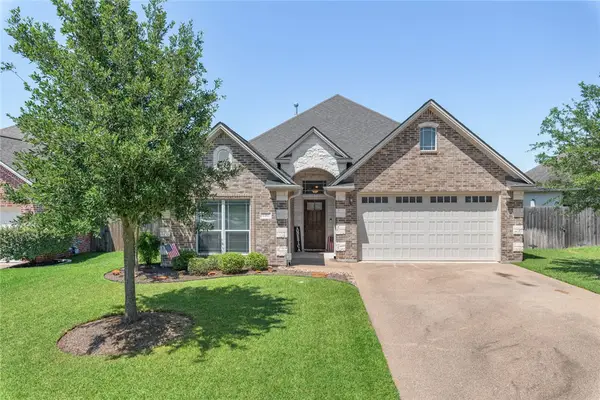131 Roucourt, College Station, TX 77845-4180