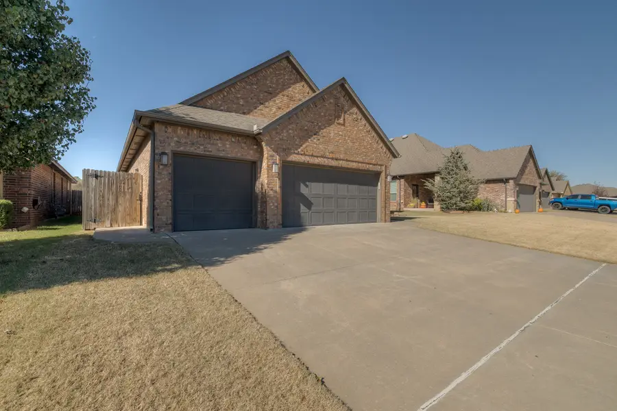 2513 Wayne Cutt Avenue, Yukon, OK 73099 - #3