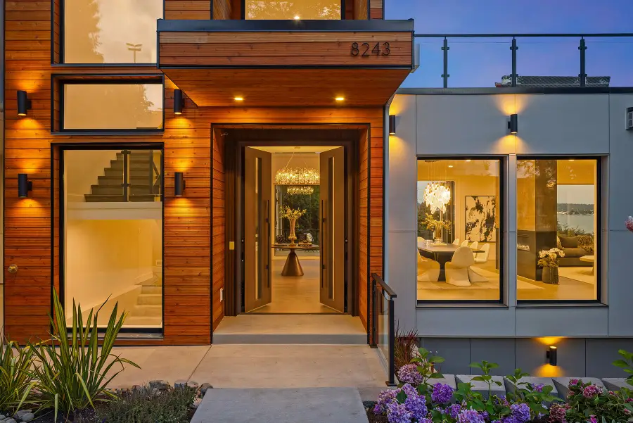 8243 W Mercer Way, Mercer Island, WA 98040 - Image #3