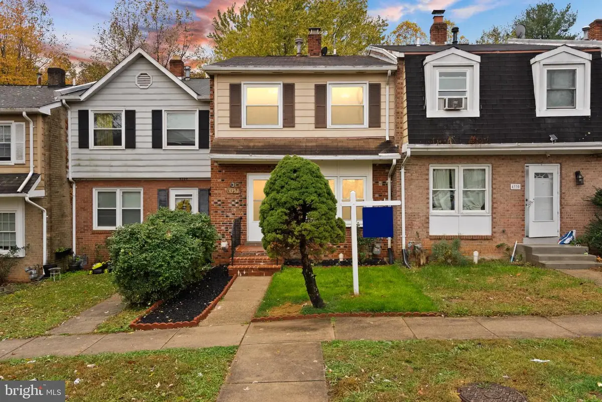 4332 Eileen Ct, Woodbridge, VA 22193 - Image #1