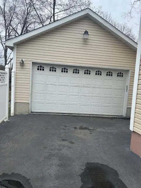 9 Lawrence Road, Poughkeepsie, NY 12601 - Image #3