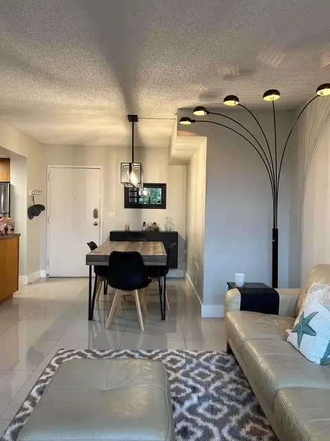 1830 Embassy Drive #123, West Palm Beach, FL 33401 - #3