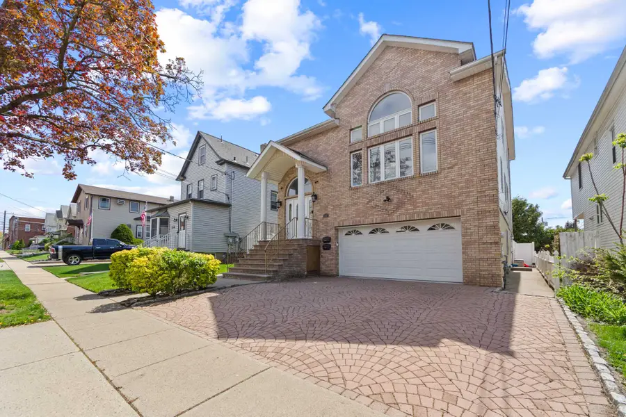 536 2nd Avenue, Lyndhurst, NJ 07071 - #2