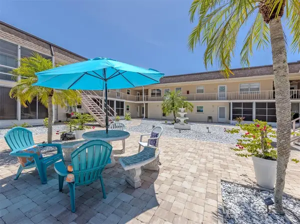 537 Manatee Ct #204, VENICE, FL 34285
