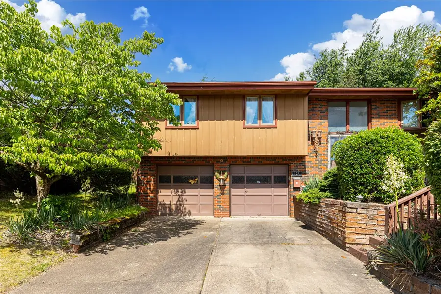 125 Homeridge Lane, Homestead, PA 15120 - #2