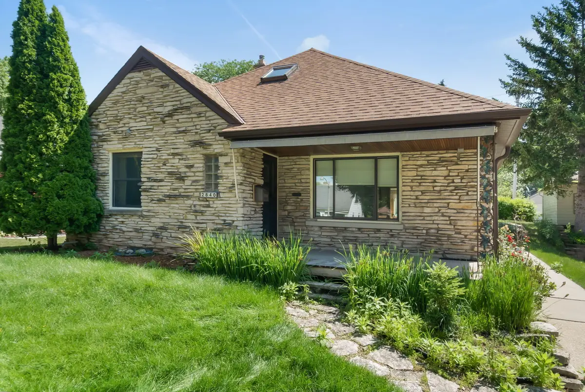 2840 N 86th St, Milwaukee, WI 53222 - #1