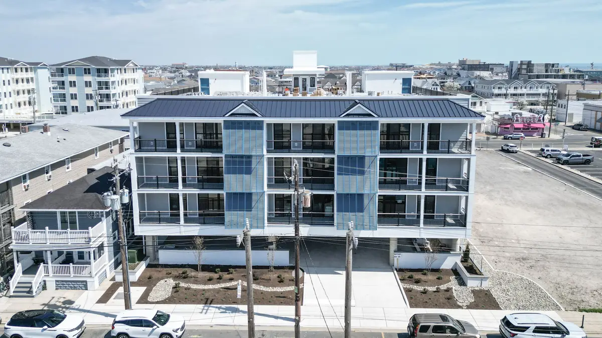 323 E Oak Ave #201, Wildwood, NJ 08260 - #1
