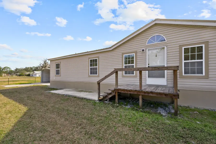 305 Palmetto Bluff Road, Palatka, FL 32177 - #3