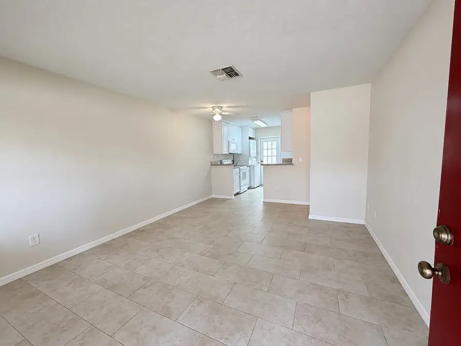 1788 Pointsettia Ave., Tarpon Springs, FL 33689 - #3