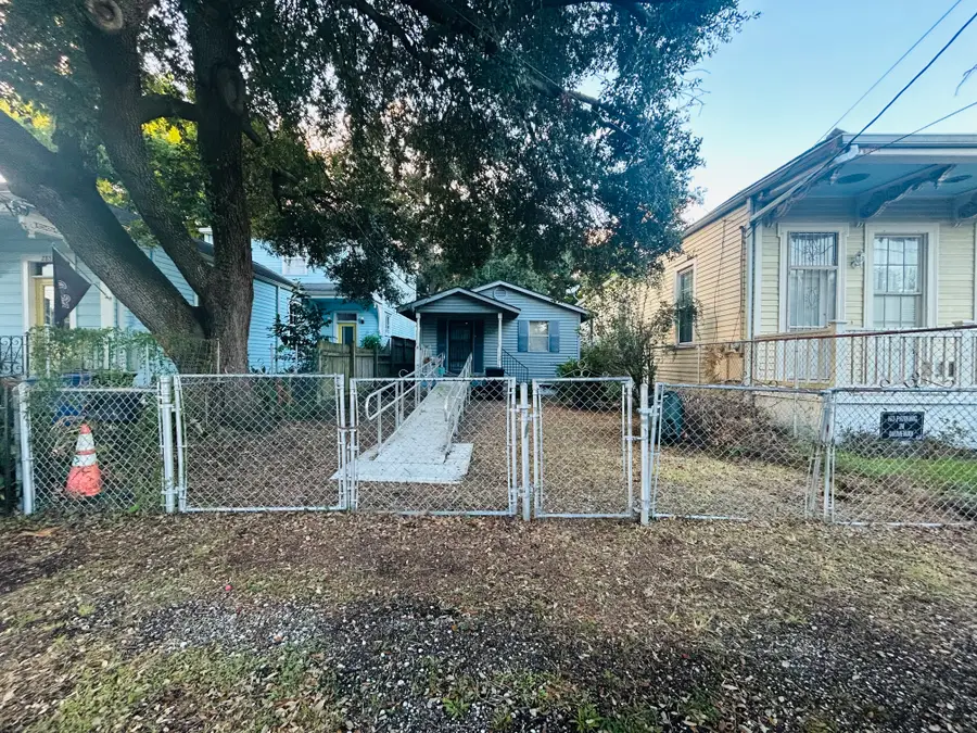 2847 Chippewa Street, New Orleans, LA 70115 - Image #2