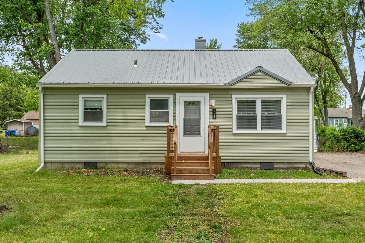 228 Oak Street, Crown Point, IN 46307 - #1
