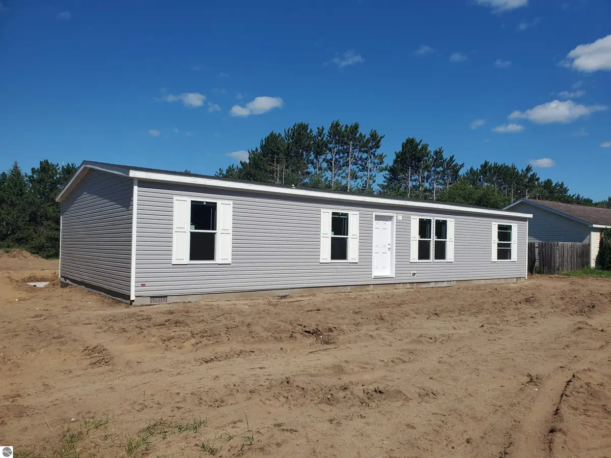 8916 NW Valley #Lot: 20, Rapid City, MI 49676 - #1