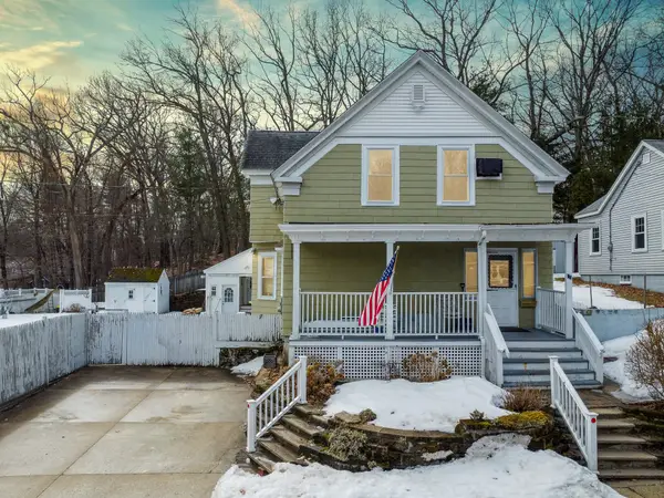 35 Maplewood Ave, Methuen, MA 01844