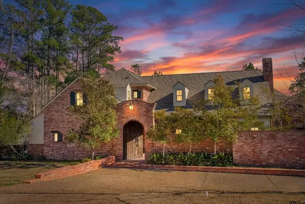 1355 Hideaway Lane W, Hideaway, TX 75771