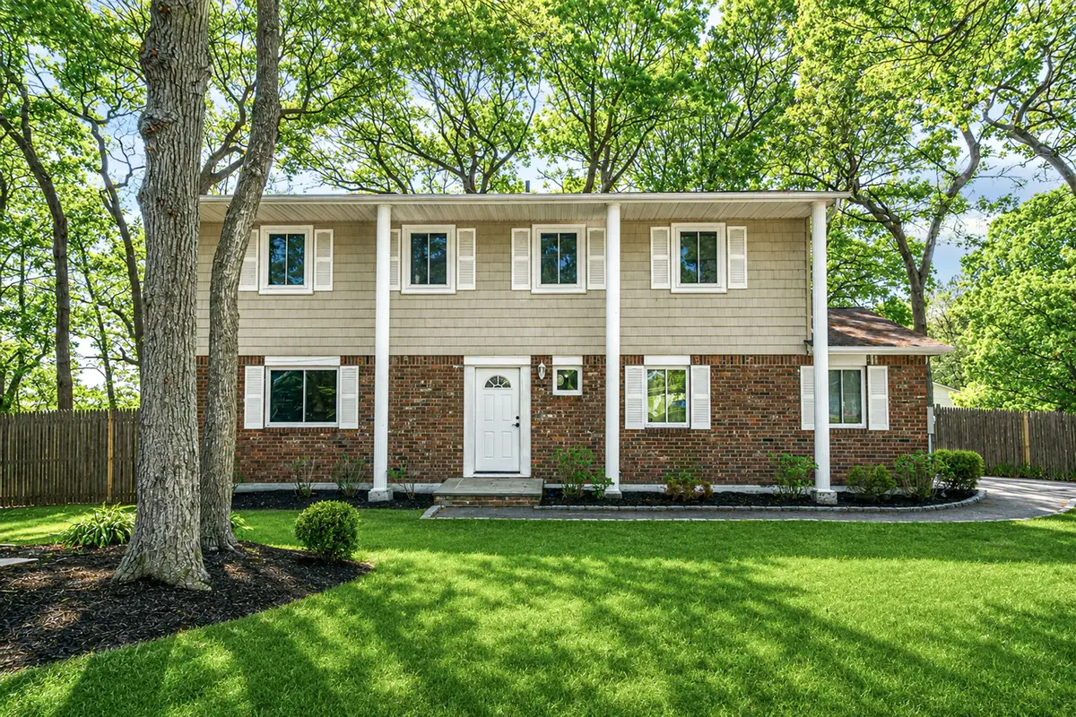 14 Basswood Lane, Farmingville, NY 11738 - #1