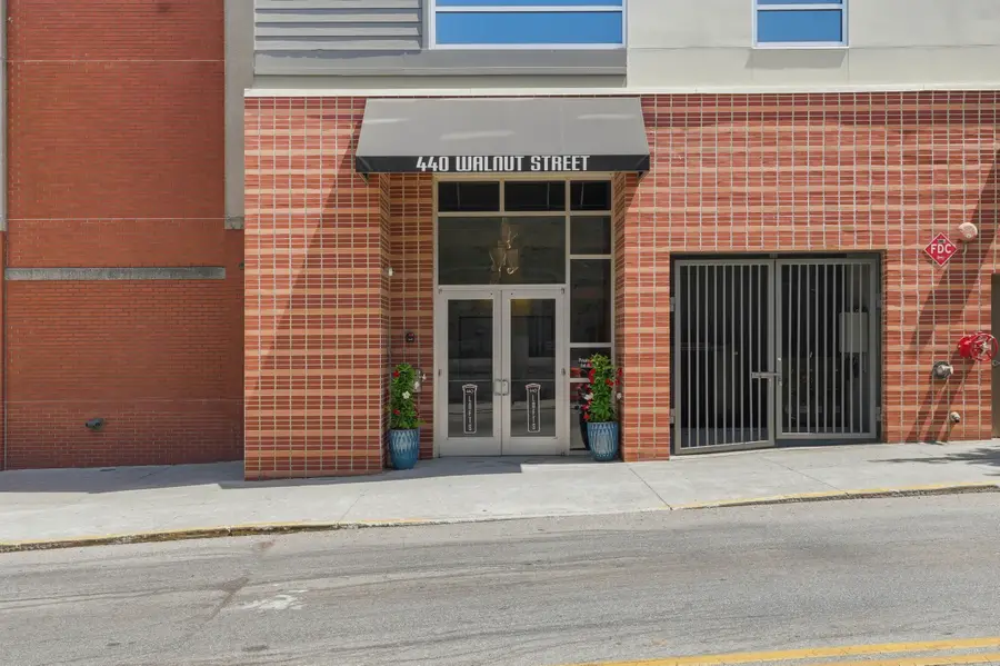 440 Walnut St #302, Knoxville, TN 37902 - #2