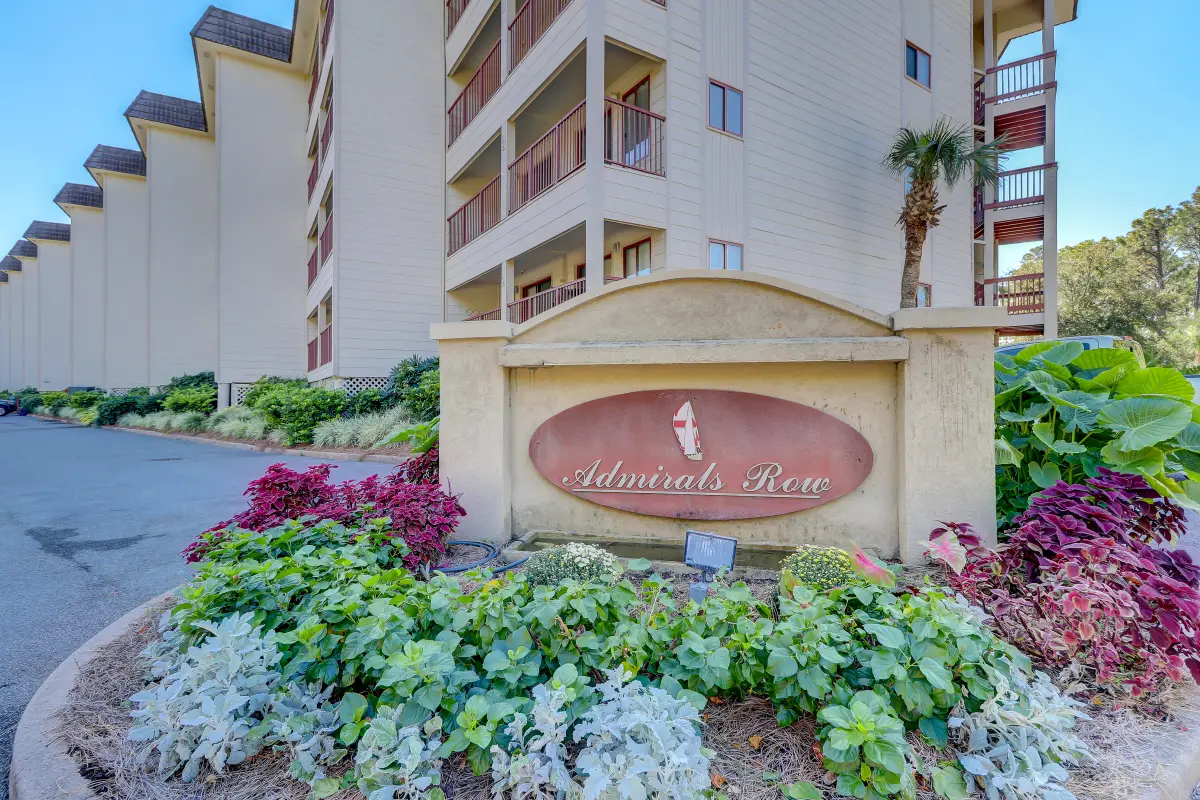 40 Folly Field Road #207, Hilton Head Island, SC 29928 - Image #1