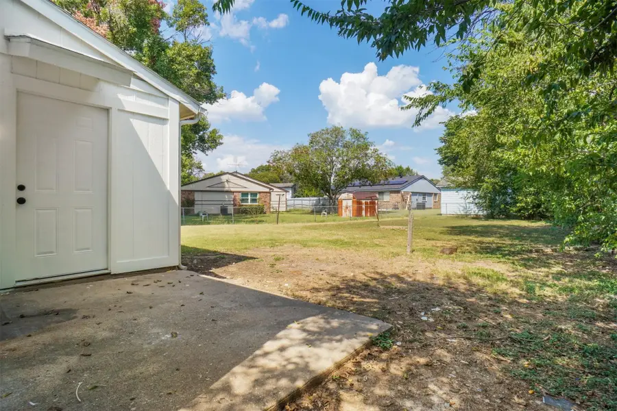 7937 Trimble Drive, Fort Worth, TX 76134 - Image #3