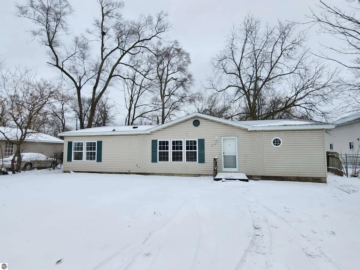 2171 Betty LN, Mount Pleasant, MI 48858 - #1