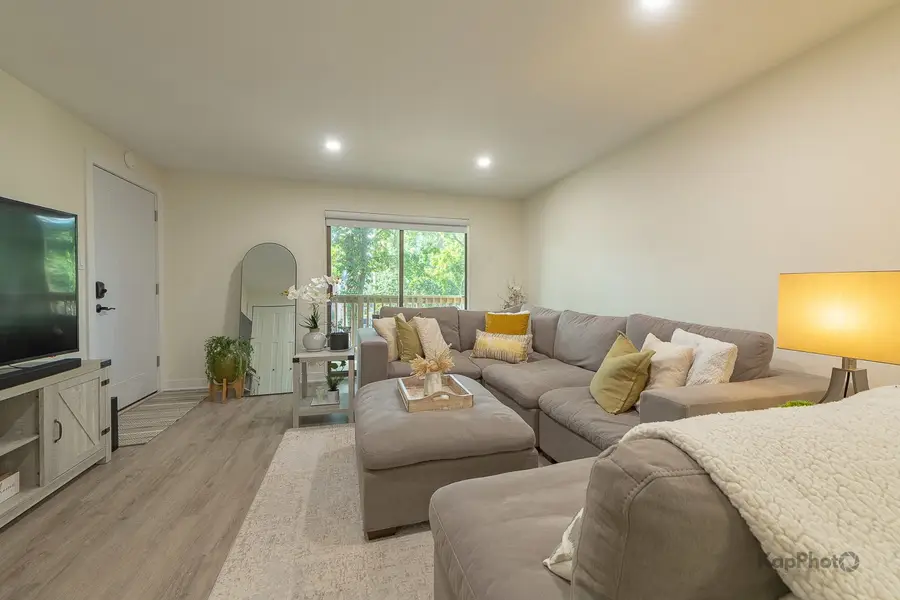 6612 W 64th Place #2W, Chicago, IL 60638 - #2