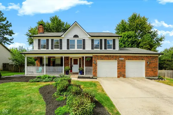 14618 Shadow Lakes Drive E, Carmel, IN 46032