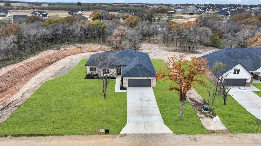 319 Rita Ridge Court, Millsap, TX 76066 - Image #3