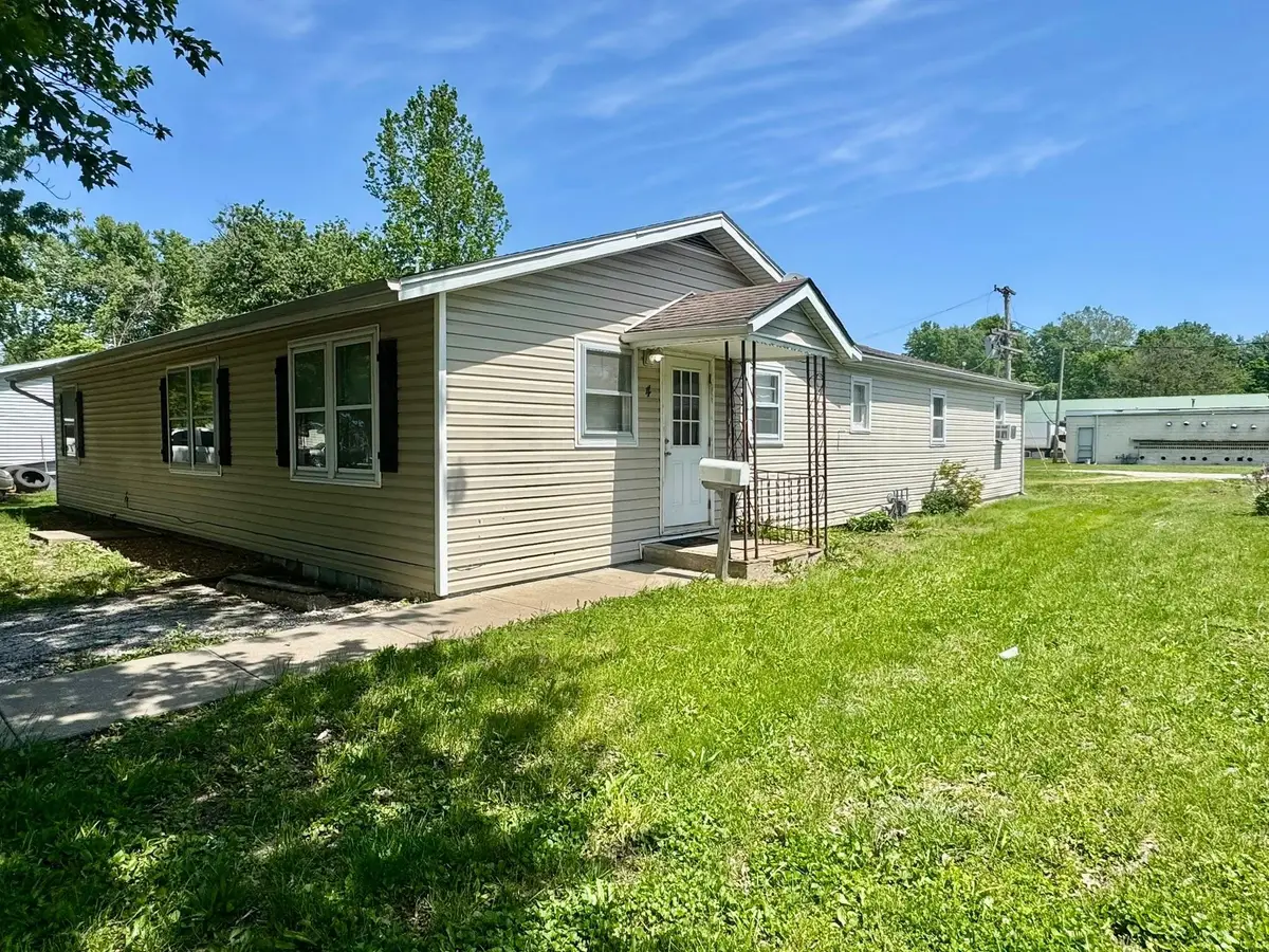 4 Thomas Street, Monroe City, MO 63456 - #1