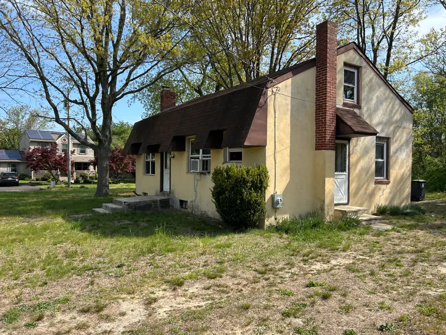 312 Stratford Ave, West Berlin, NJ 08091 - #3