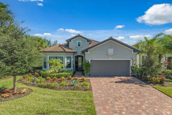 2796 Amaranda Court, Naples, FL 34114