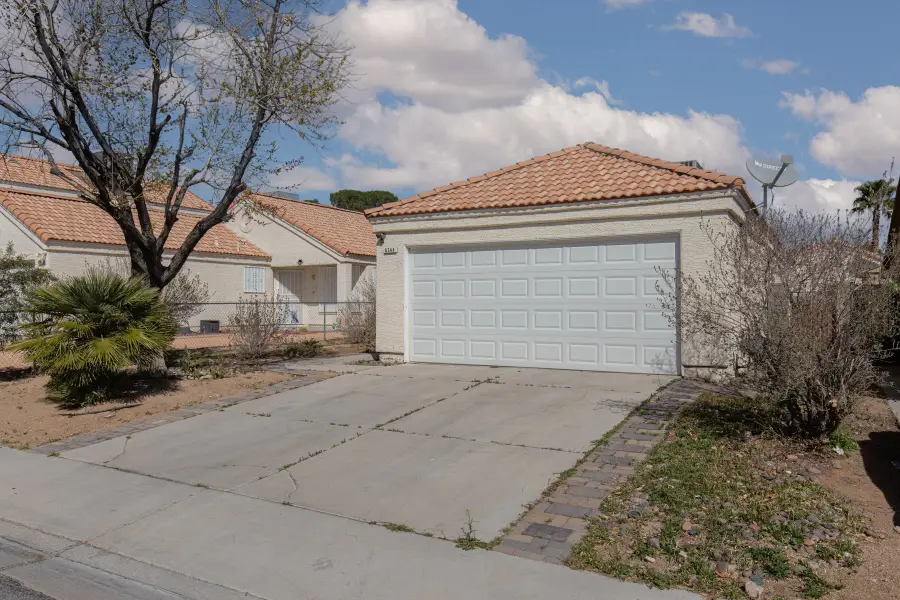 6344 Moonmist Avenue, Las Vegas, NV 89108 - #3