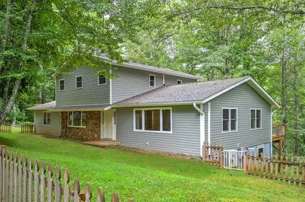 94 West Ridge Road, Mars Hill, NC 28754