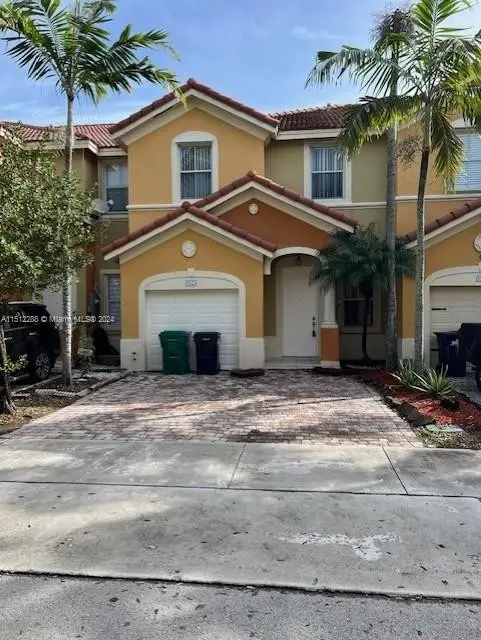 8525 SW 165th Pl, Miami, FL 33193 - #1
