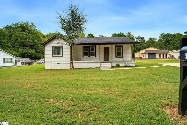 23 Spring Street, Pelzer, SC 29669