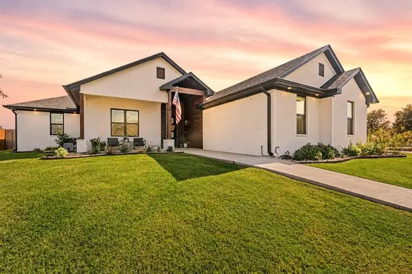 149 Water View Lane, Robinson, TX 76706