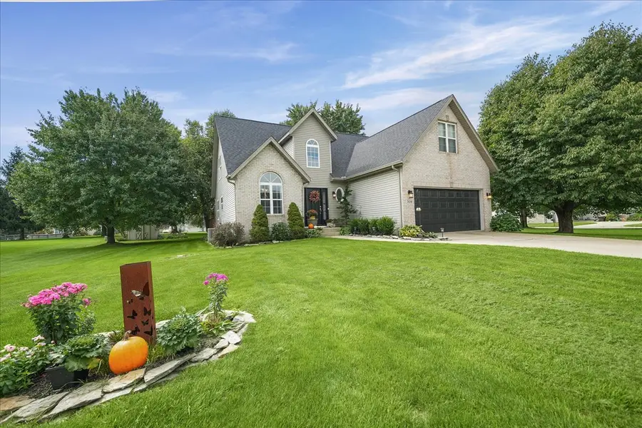 306 Heatherwood Drive E, Valparaiso, IN 46383 - #3
