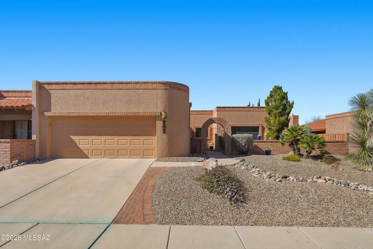 3910 S Placita De La Moneda, Green Valley, AZ 85622 - #1