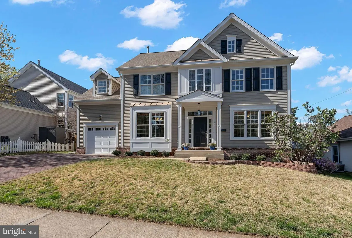 3923 16th St S, Arlington, VA 22204 - #1