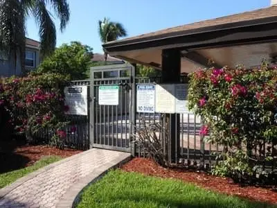 210 SW 97th Terrace #210, Pembroke Pines, FL 33025 - Image #3