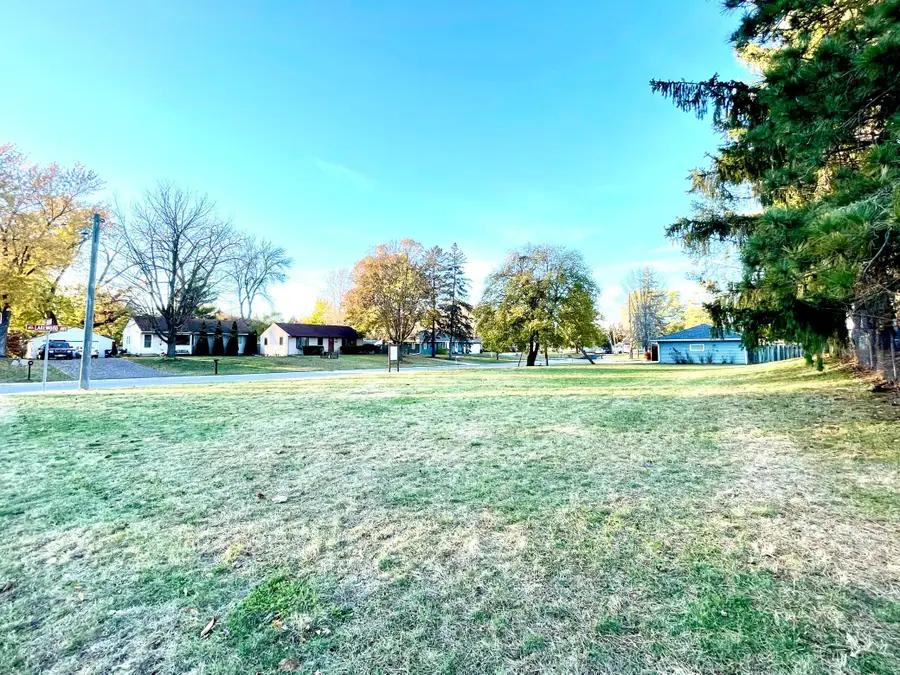 2569 Stacker Boulevard, White Bear, MN 55110 - #2