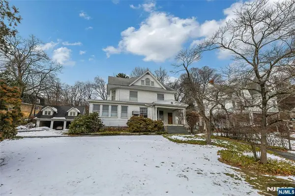 16 Mountain Avenue, Montclair, NJ 07042