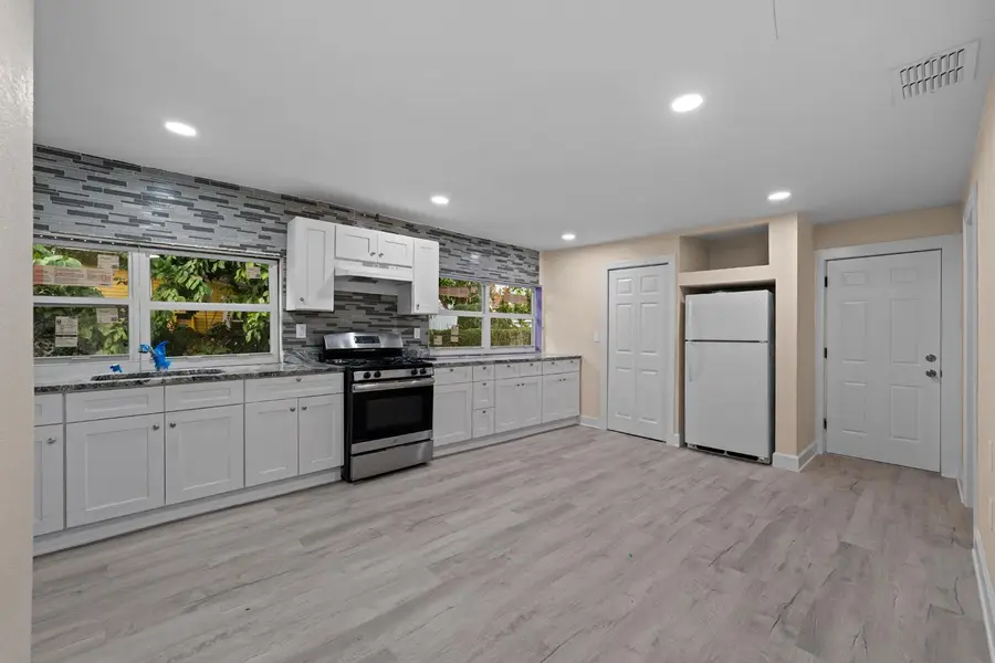 2825 Taliaferro Ave N, Tampa, FL 33602 - #2