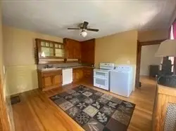 446 Chandler St #Unit 2, Worcester, MA 01602