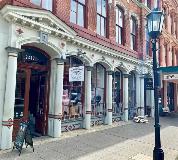 2317-2319 Strand Street, Galveston, TX 77550