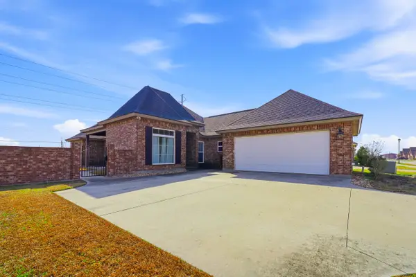 2501 South View Drive, Lake Charles, LA 70605