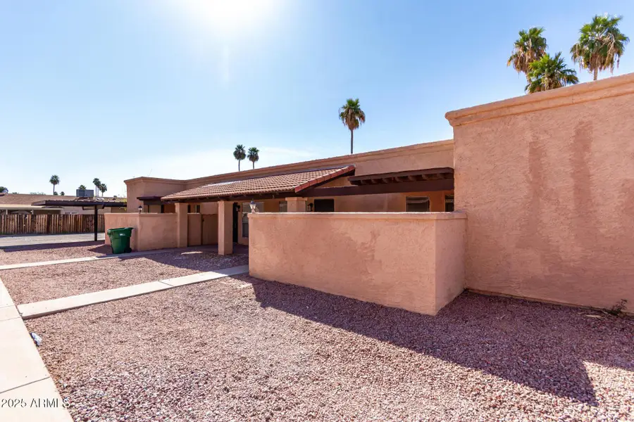 615 N ARROWHEAD Drive #Apt 3, Chandler, AZ 85224 - #3