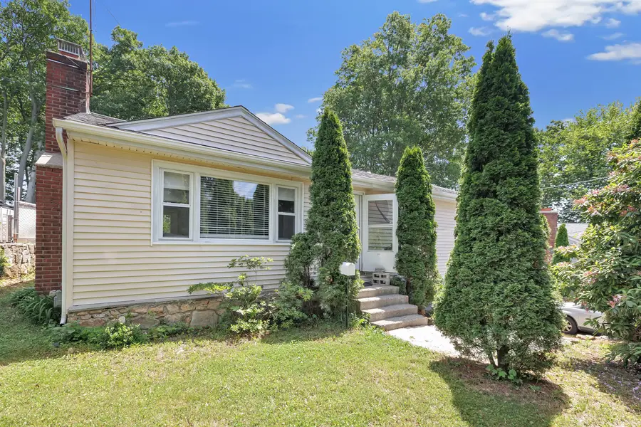 276 Griffin Avenue, Bridgeport, CT 06606 - #3